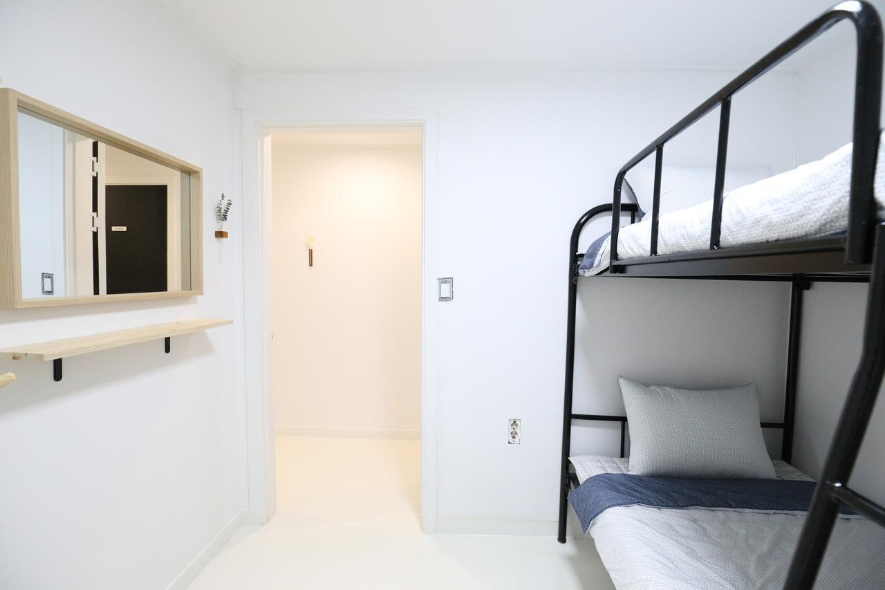 Zibro S Hotel Seoul Bagian luar foto
