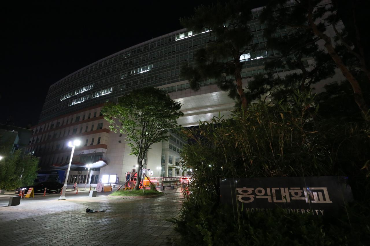 Zibro S Hotel Seoul Bagian luar foto